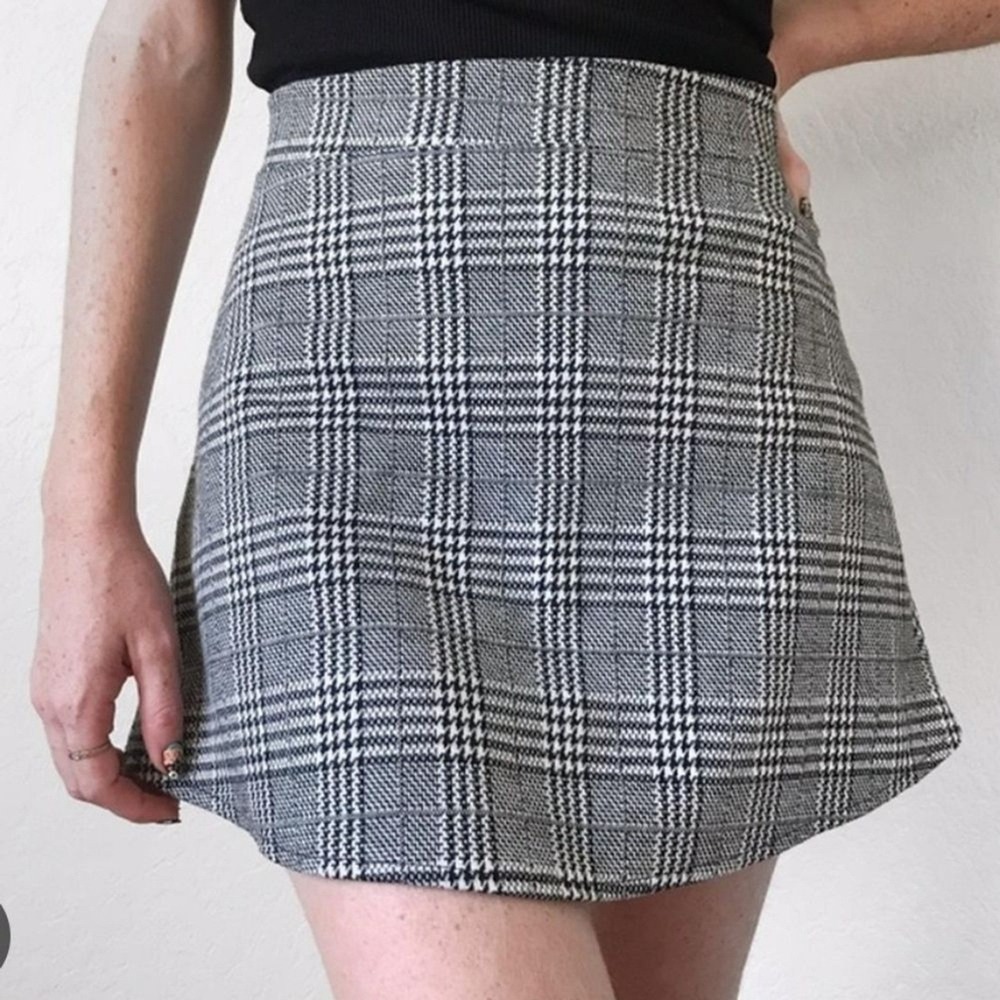 Brandy Melville Mini Skirt Women OS Black White Plaid Preppy dark Academic Chic